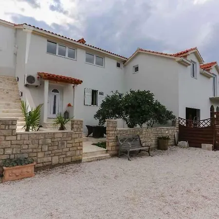 Studio In Supetar/insel Brac 38121 Apartmán Supetar
